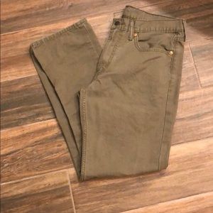 Levi’s men’s jeans in olive/tan color W32 L29